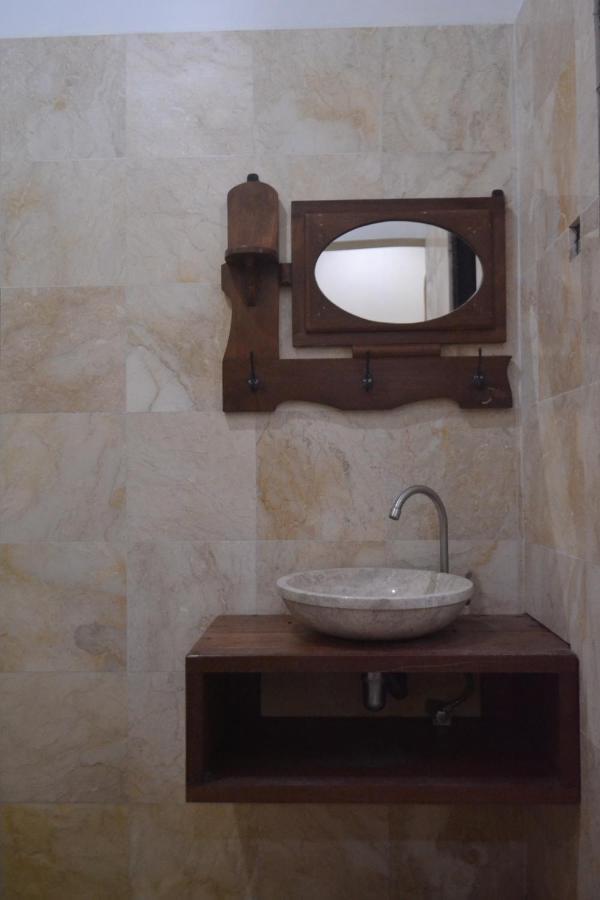Hotel Batukaras Kalaras Екстер'єр фото