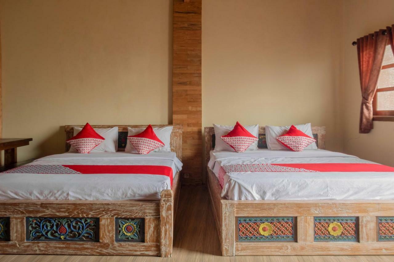 Hotel Batukaras Kalaras Екстер'єр фото