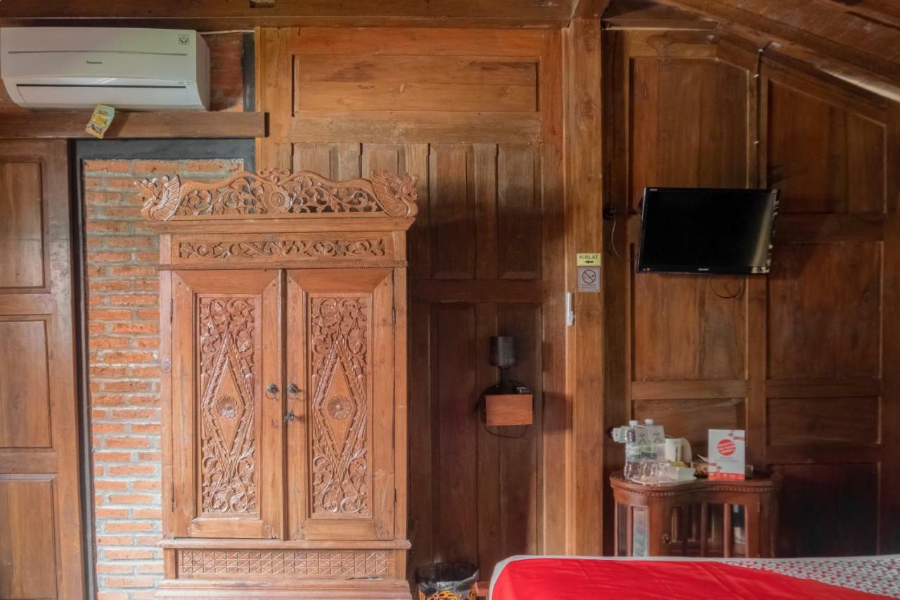 Hotel Batukaras Kalaras Екстер'єр фото